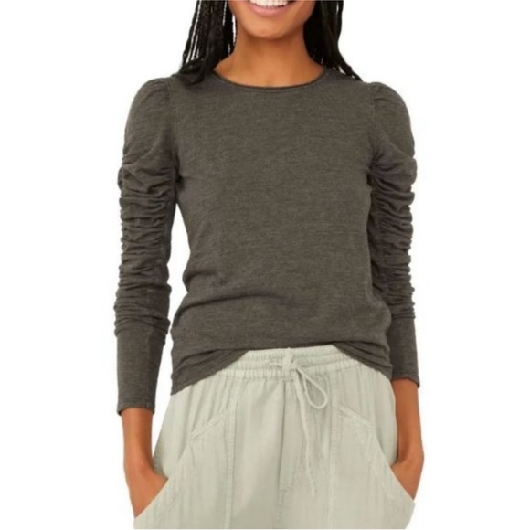 We the Free gray Natasha Tee - Picture 6 of 6